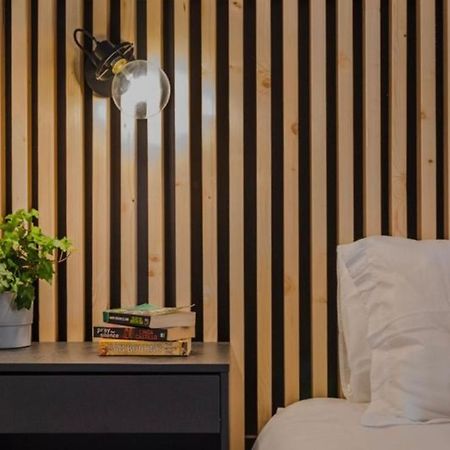 New - Designer Finished 1 Bedroom Apartment A 5 Minutes Ferry Away From Valletta Mosta Eksteriør billede