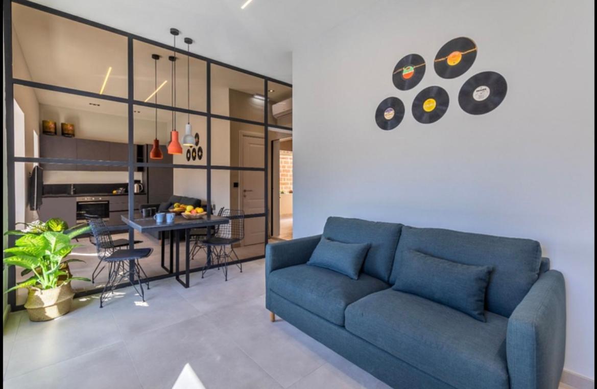 New - Designer Finished 1 Bedroom Apartment A 5 Minutes Ferry Away From Valletta Mosta Eksteriør billede